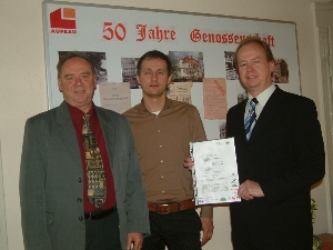 Vertreter des Unternehmens WBG "Aufbau" Gera eG: Siegfried Ubrig (l./Vorstand), Maik Schmidt (m./Mitgliederbetreuung), Stefan Keim (r./Vorstand)
